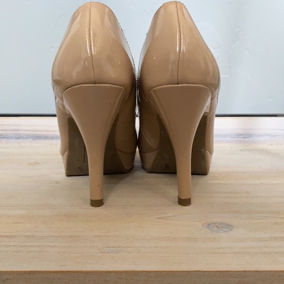 Unlisted by Kenneth Cole Nude Heels size 8.5 - Picture 3 of 7
